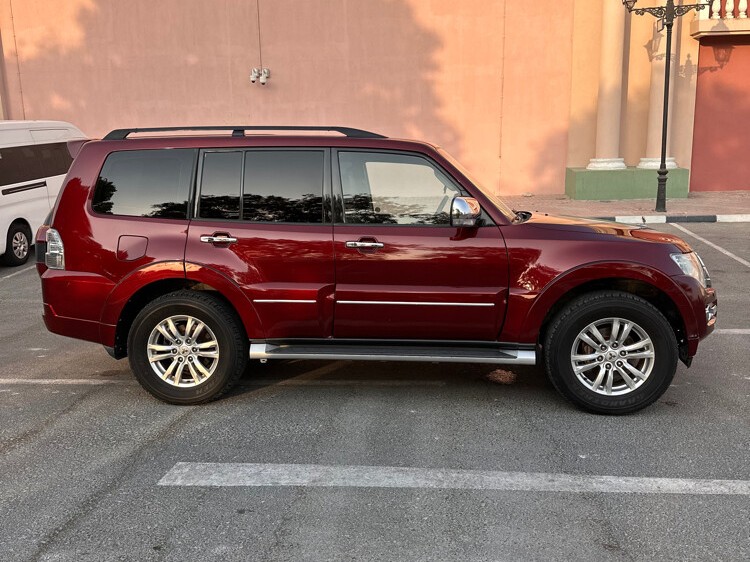 Mitsubishi Pajero 3.8 2016 - Image 3
