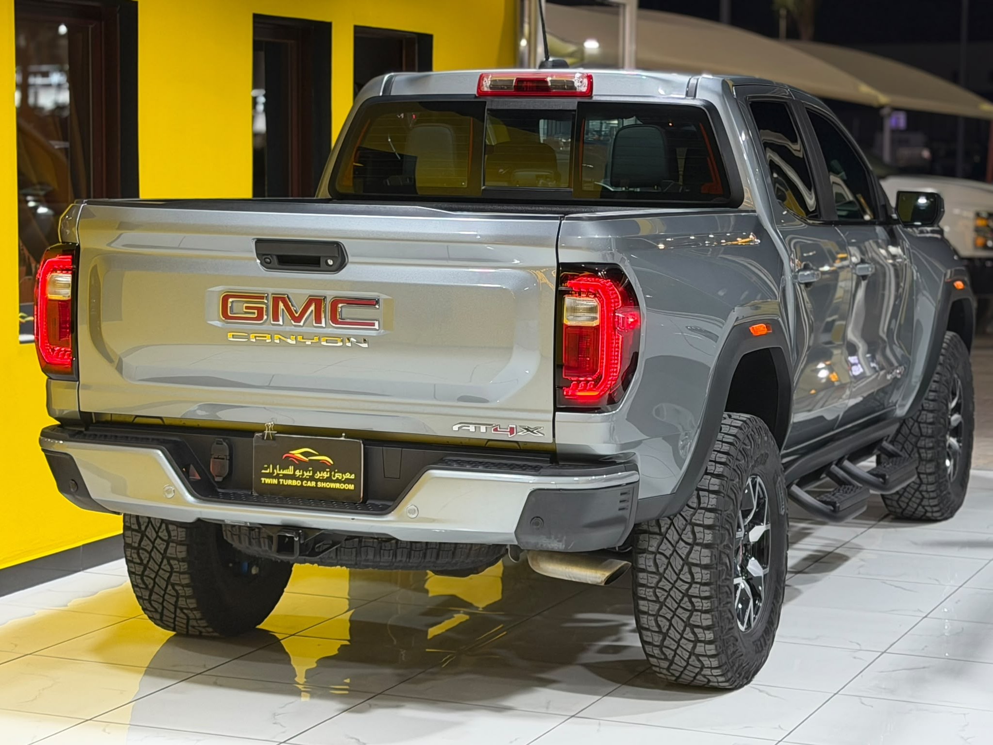 GMC canyon 2024 - Image 3