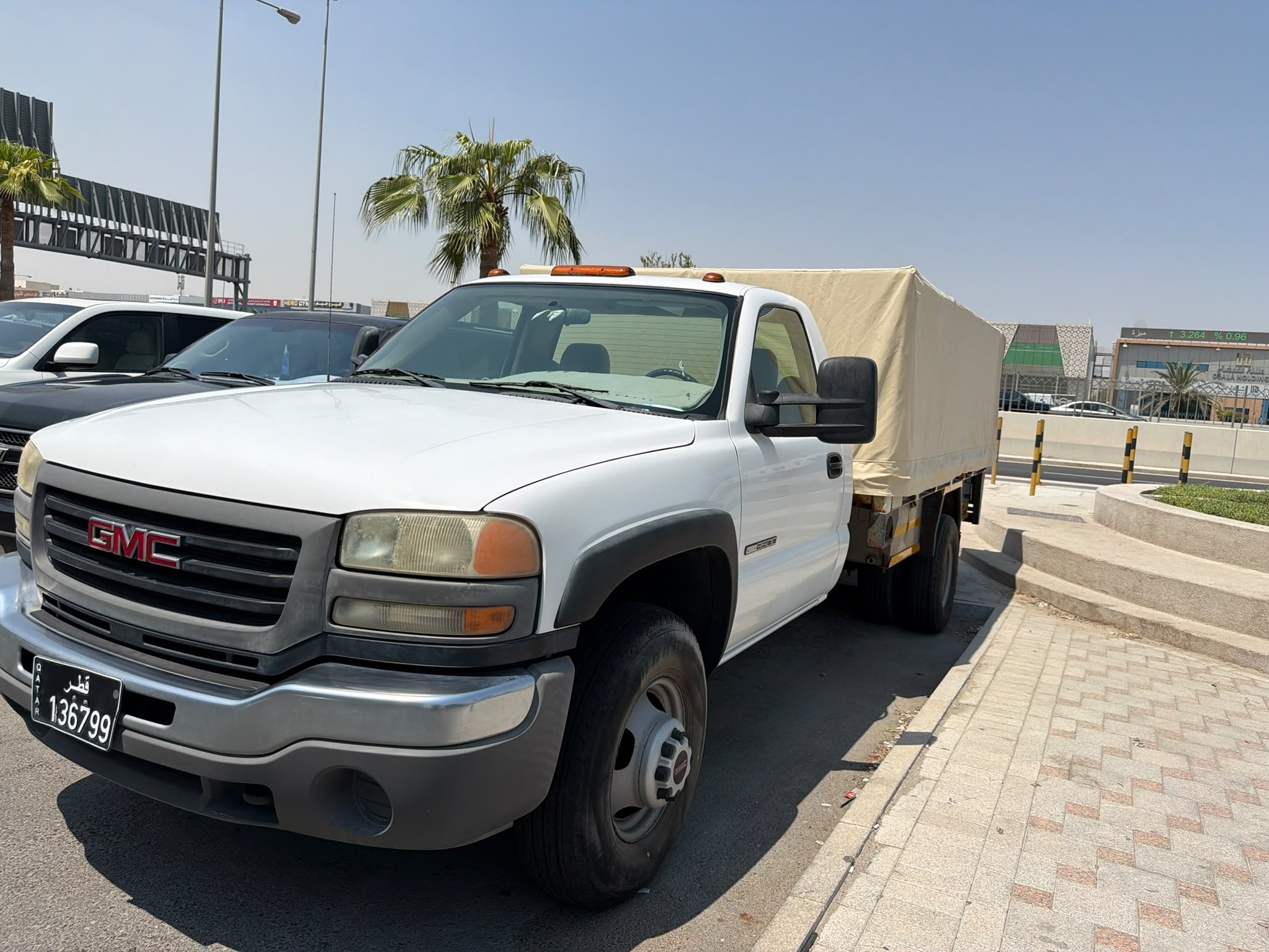 GMC Sierra 3500 HD 2006 - Image 3