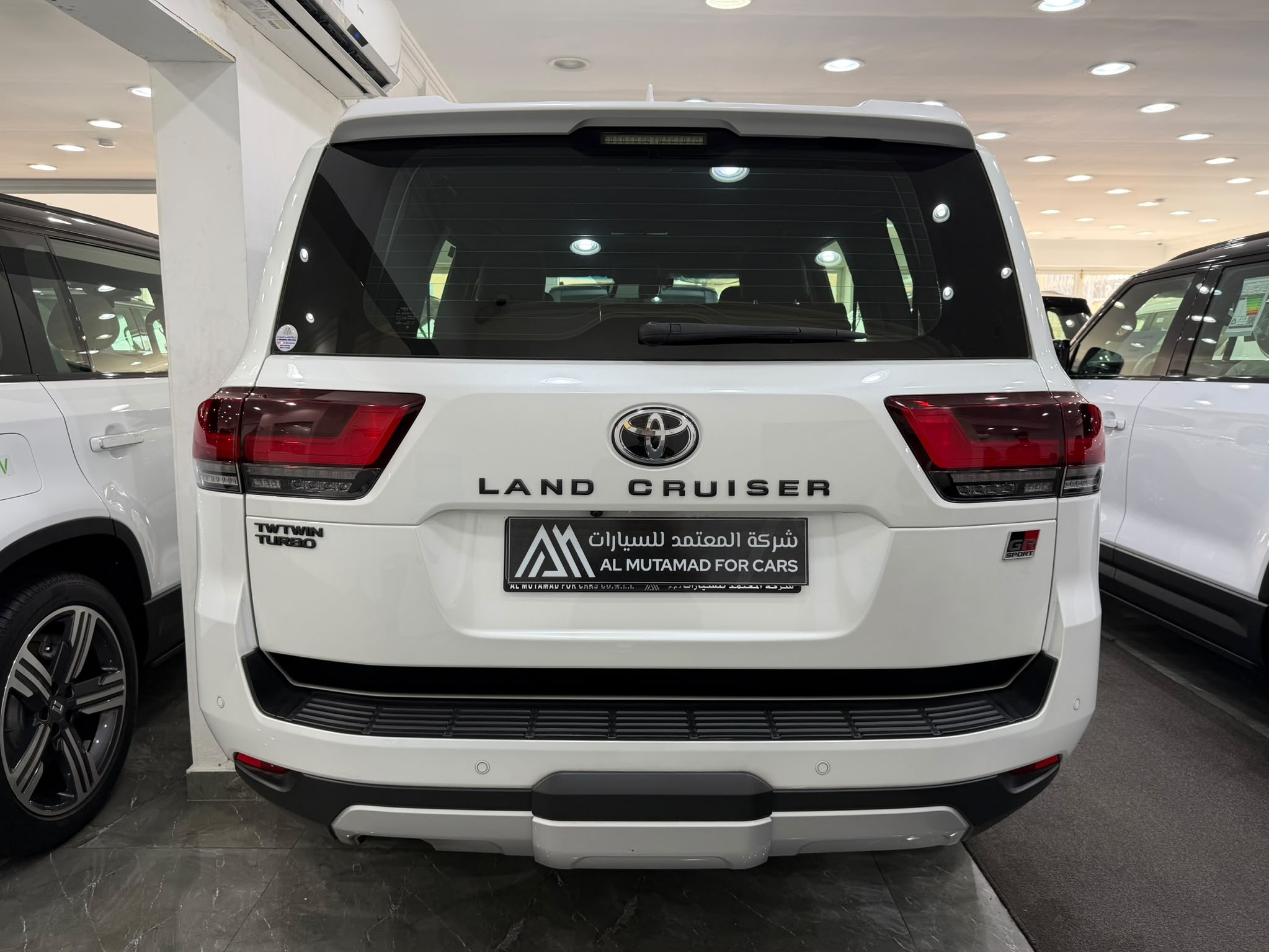 Toyota Land Cruiser GR Diesel 2023 - Image 3