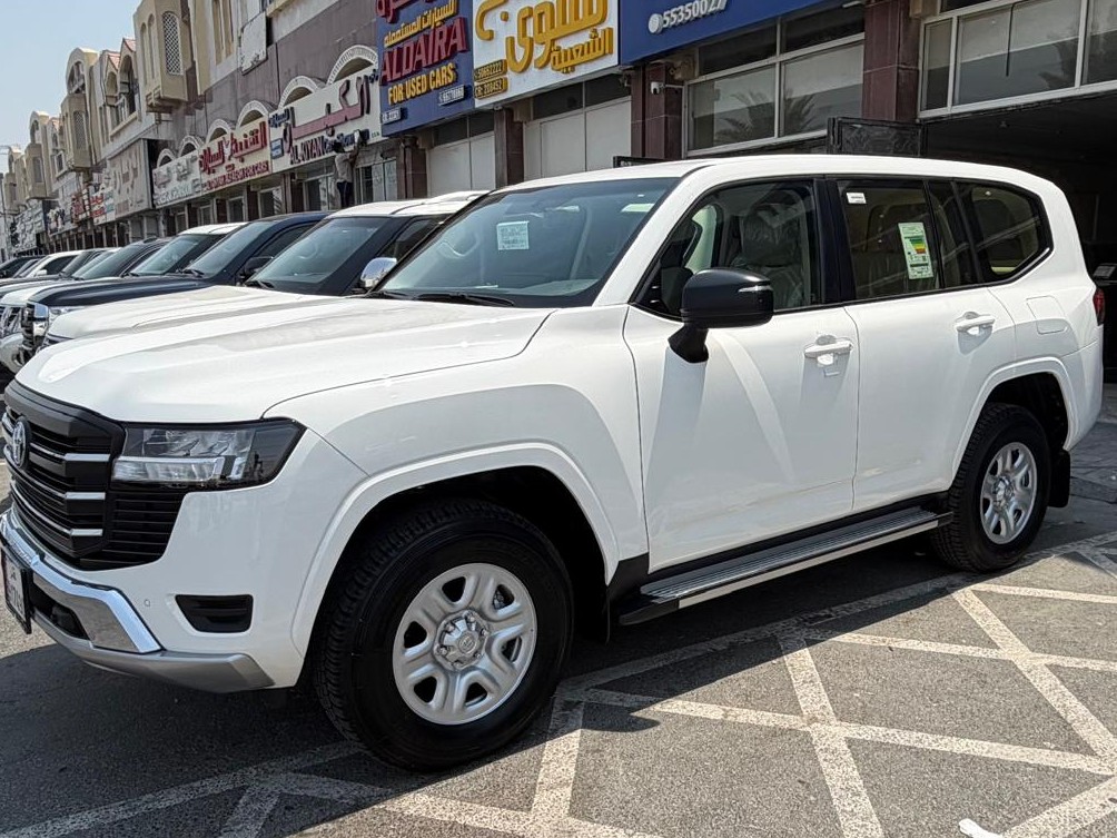 Toyota Land Cruiser GX 2024 - Image 3
