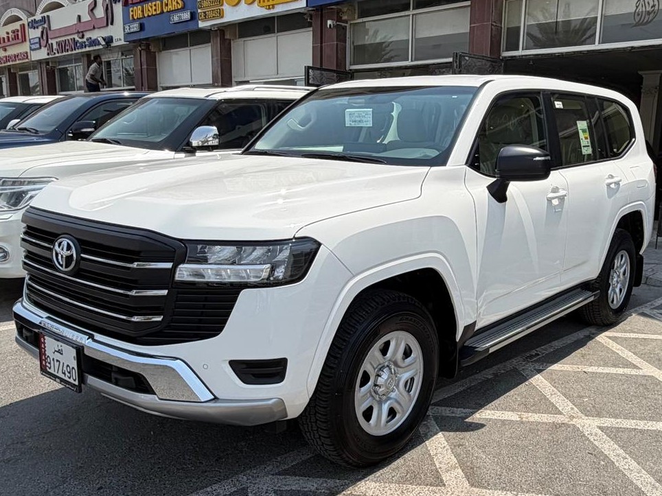 Toyota Land Cruiser GX 2024 - Image 2