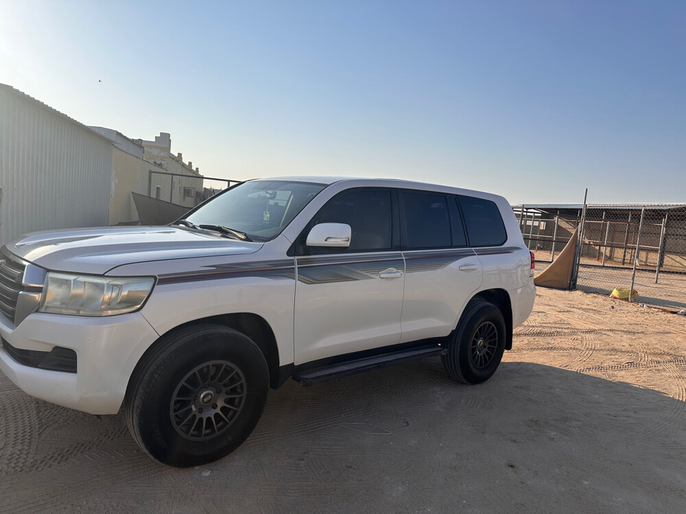 Toyota Land Cruiser G standard 2016 - Image 3