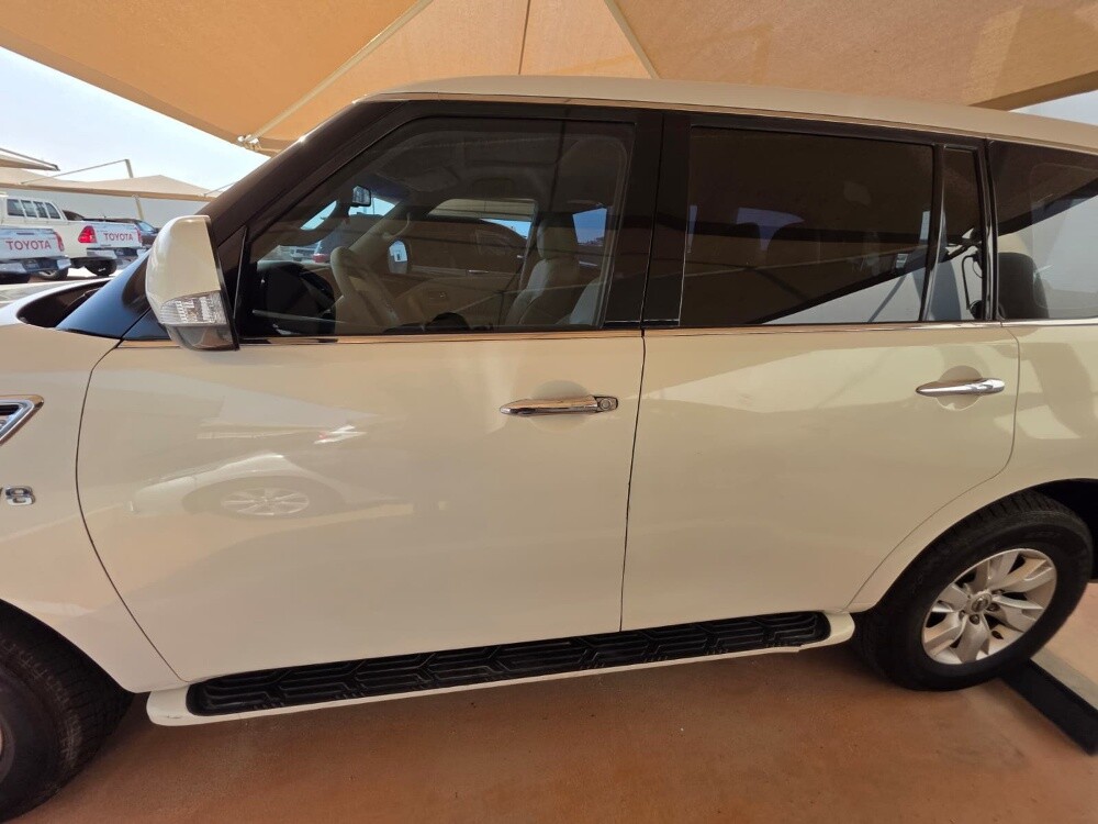 Nissan Patrol SE 2012 - Image 2