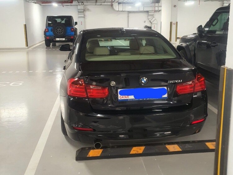 BMW 3-Series 320 i 2012 - Image 3