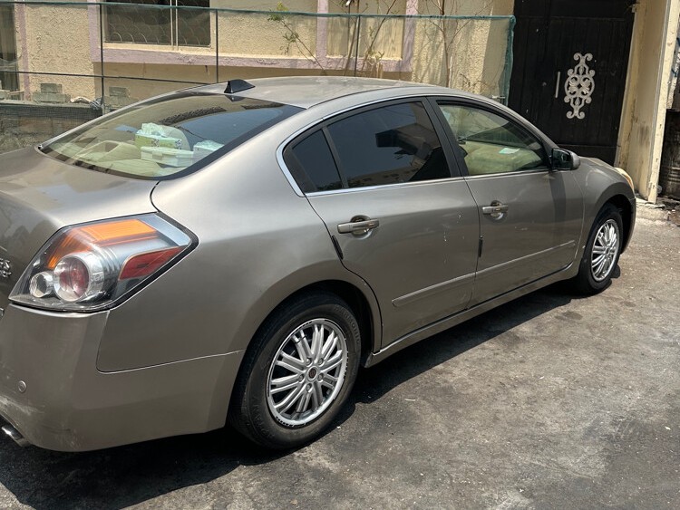 Nissan Altima Standard 2012 - Image 3