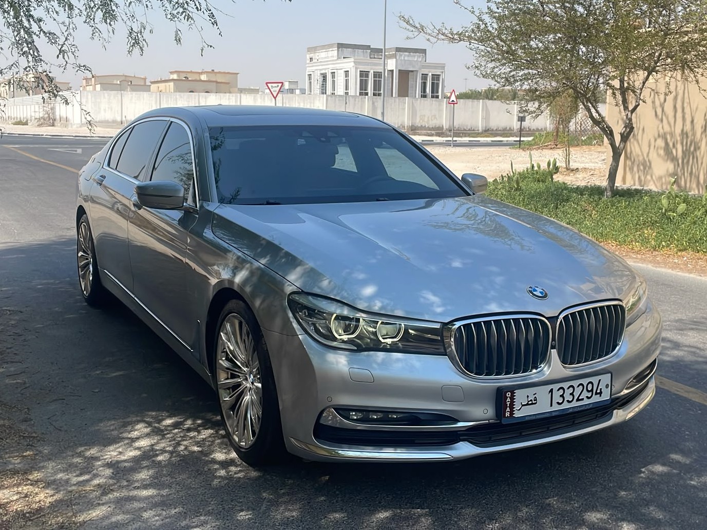 BMW 7-Series 730 Li 2018 - Image 2