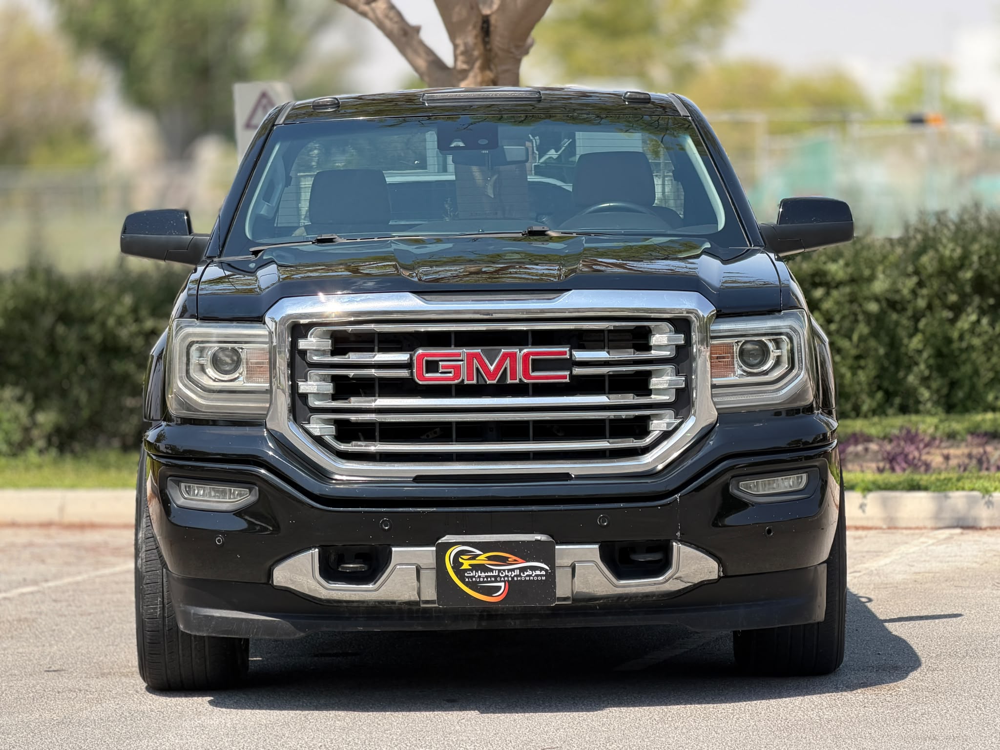 GMC Sierra Z 71 2018 - Image 2