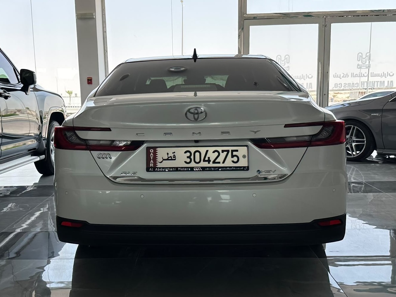 Toyota Camry GLE 2025 - Image 2
