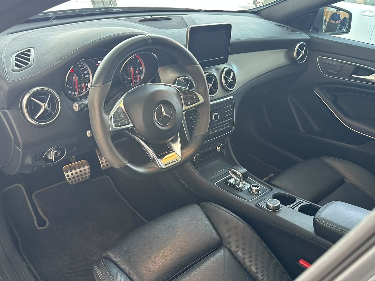 Mercedes-Benz CLA  45 AMG 2016 - Image 4