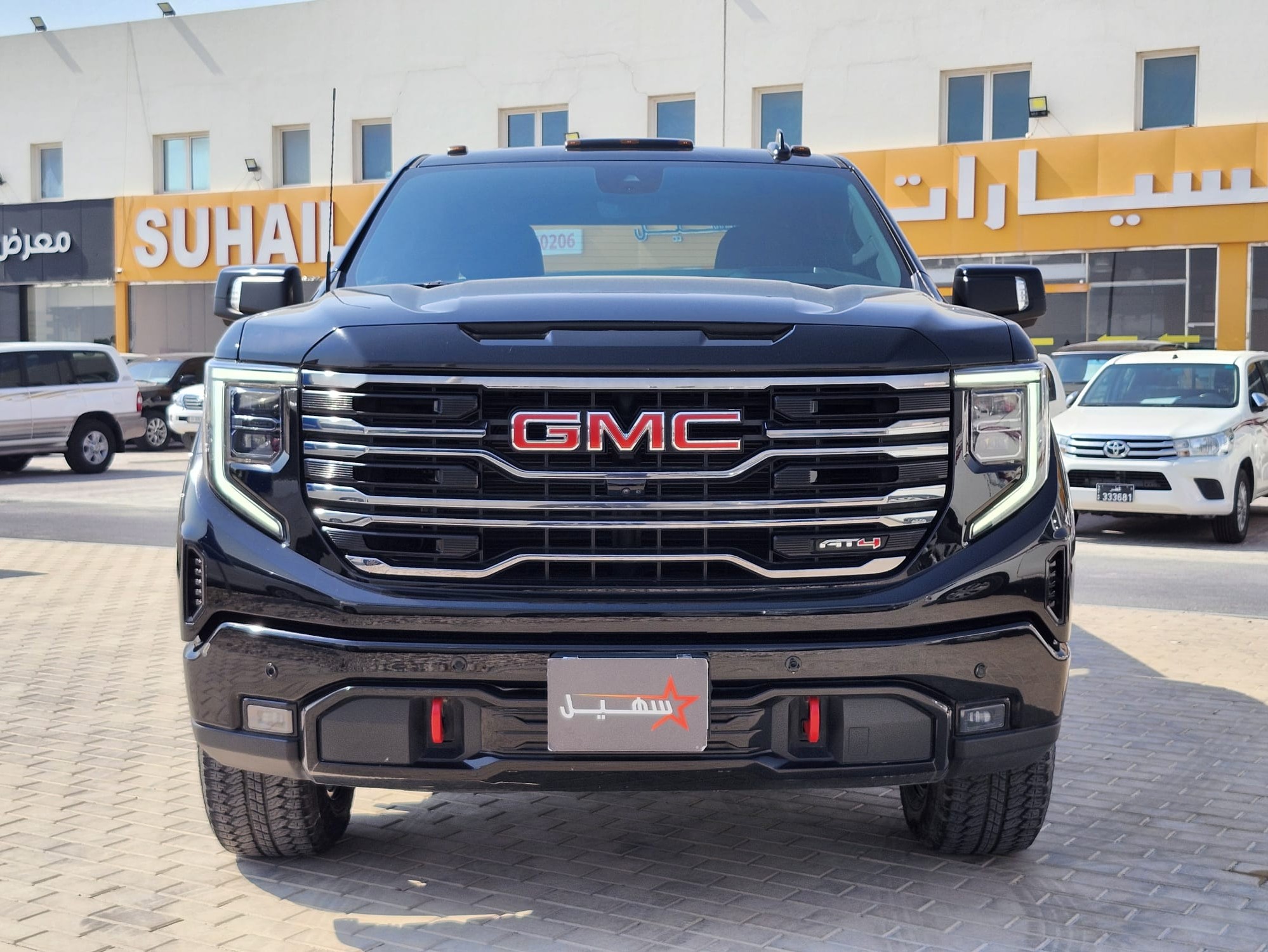 GMC Sierra AT4 2025 - Image 2