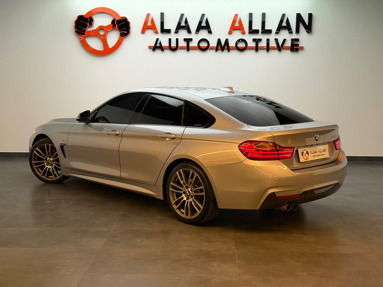 BMW 4-Series 420i 2017 - Image 4