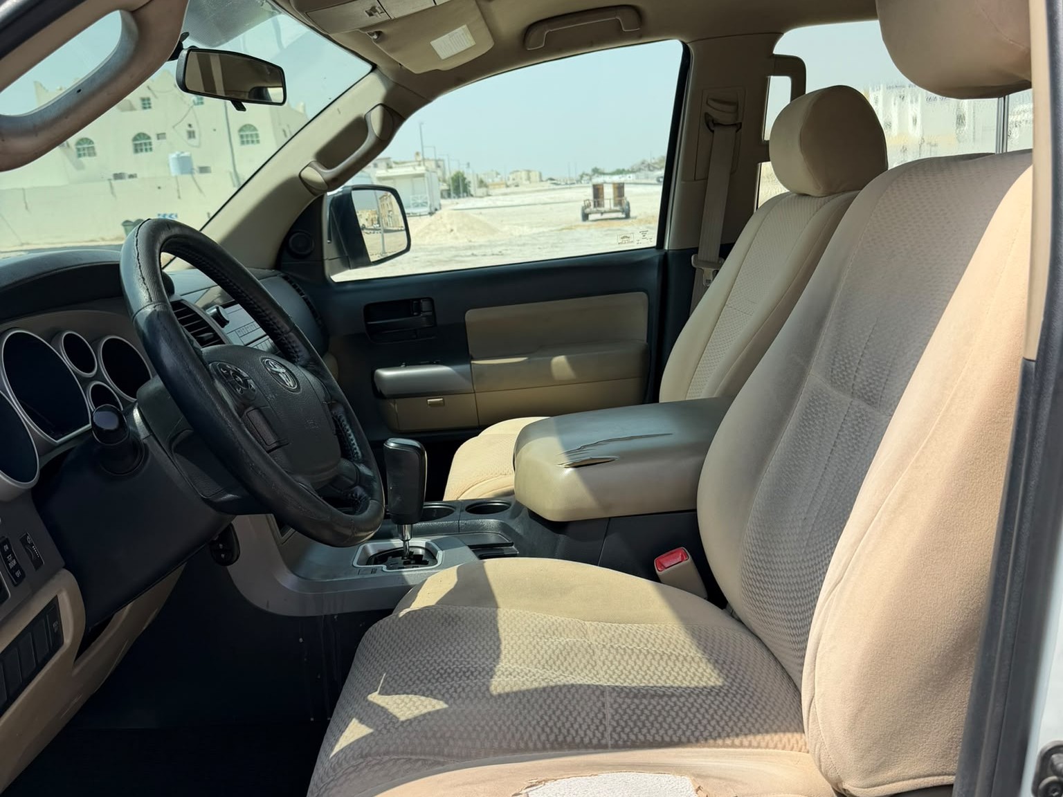 Toyota Sequoia SR5 2013 - Image 4
