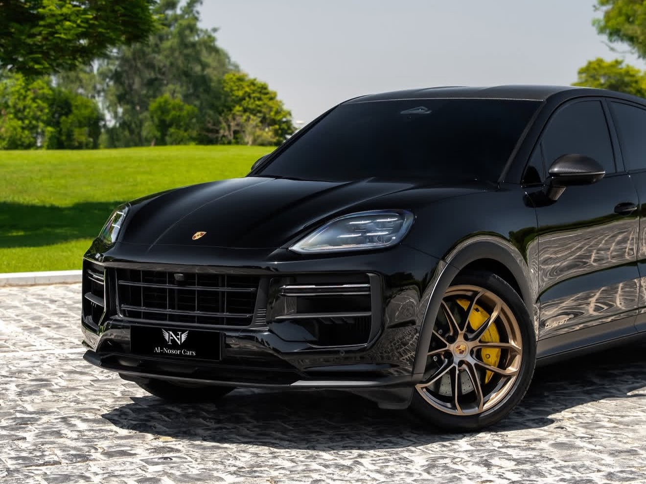 Porsche Cayenne Turbo  2026 - Image 2
