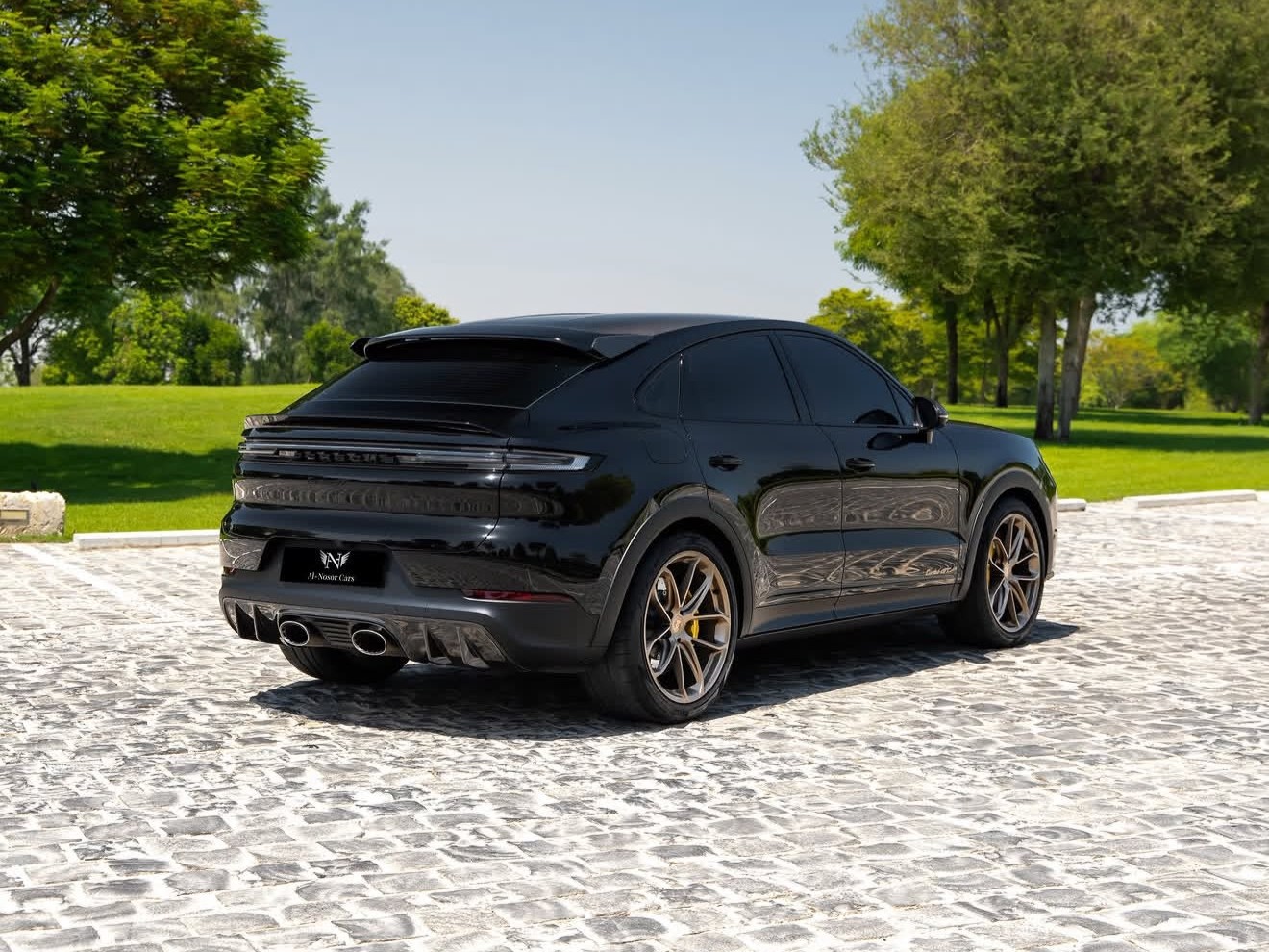 Porsche Cayenne Turbo  2026 - Image 4