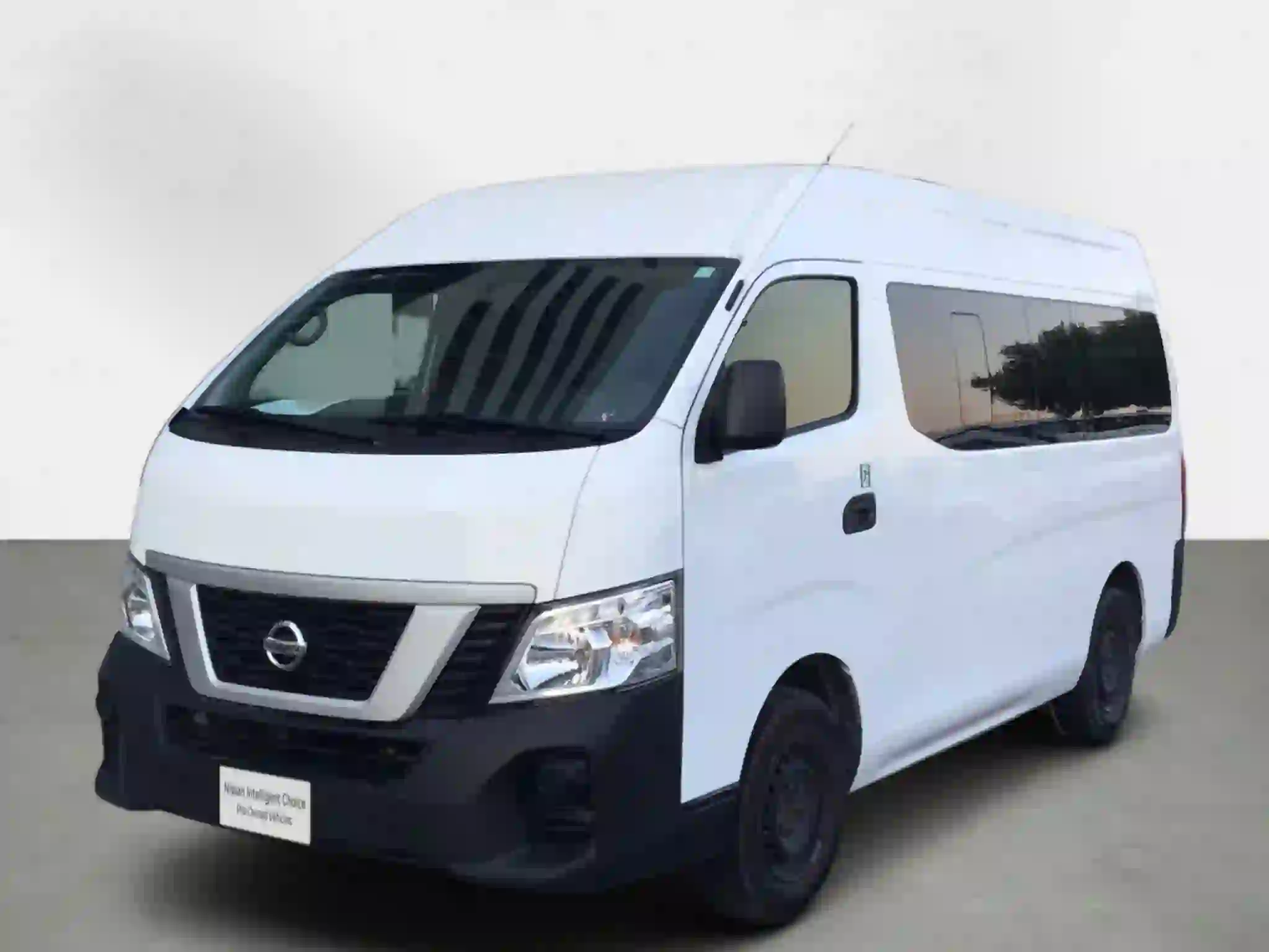 Nissan Urvan 2022 - Image 3