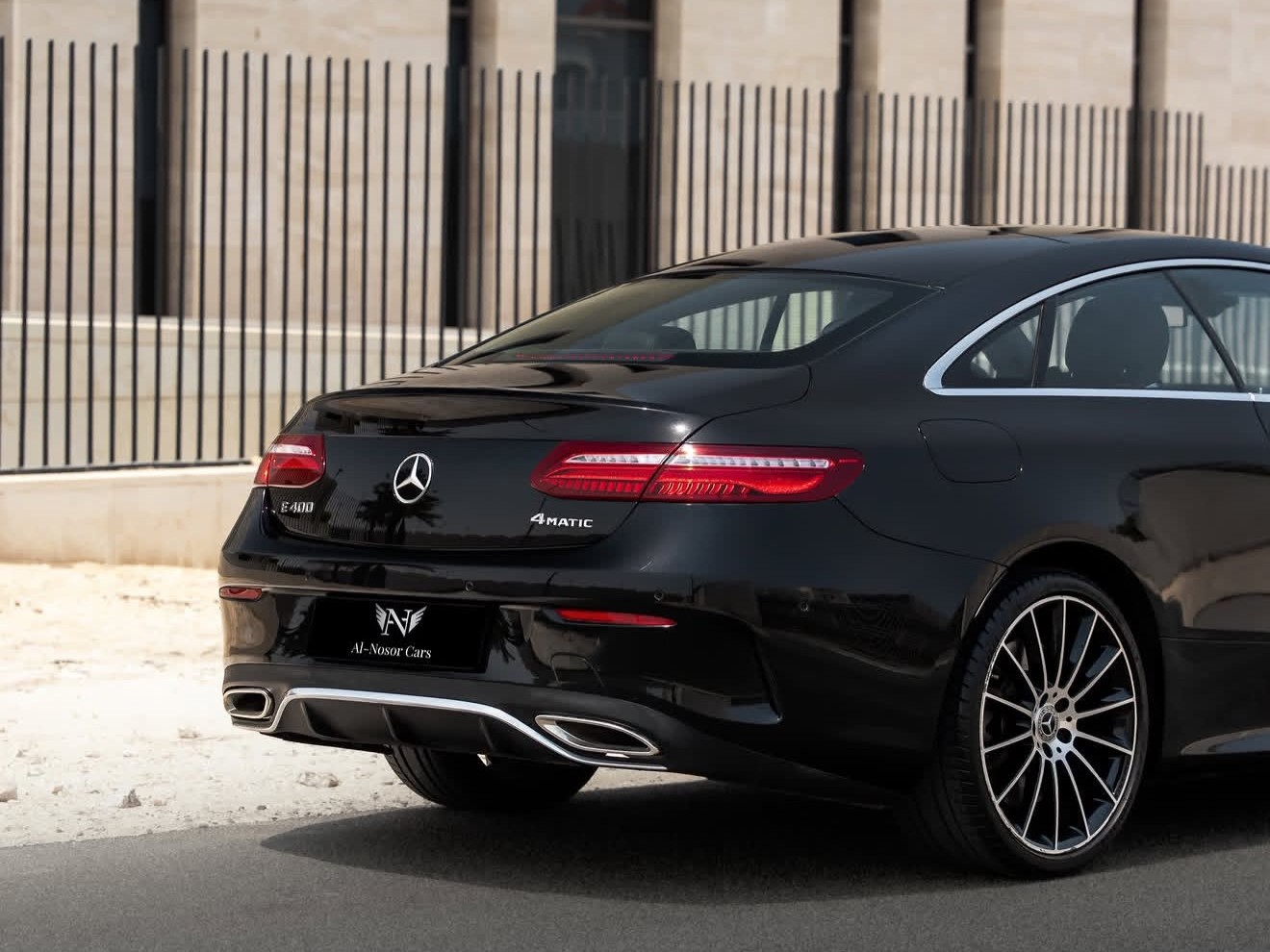 Mercedes-Benz E-Class Coupe E400 2018 - Image 3