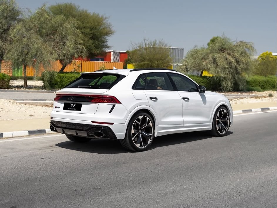 Audi RSQ 8 2023 - Image 4