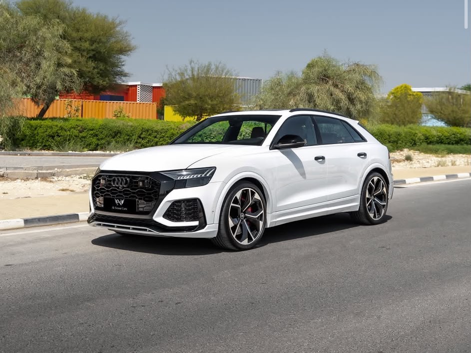 Audi RSQ 8 2023 - Image 1