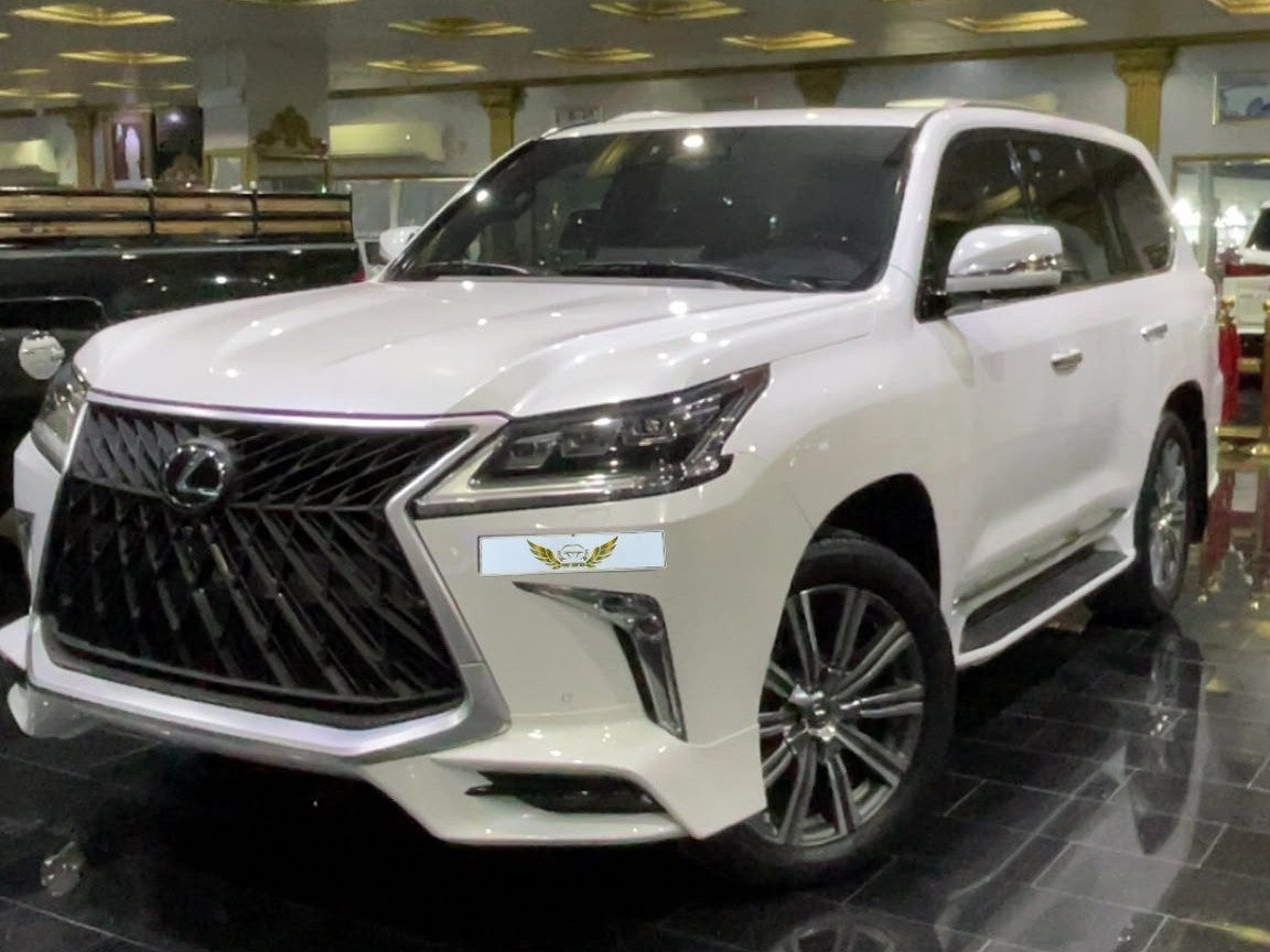 Lexus LX 570 S 2016 - Image 1