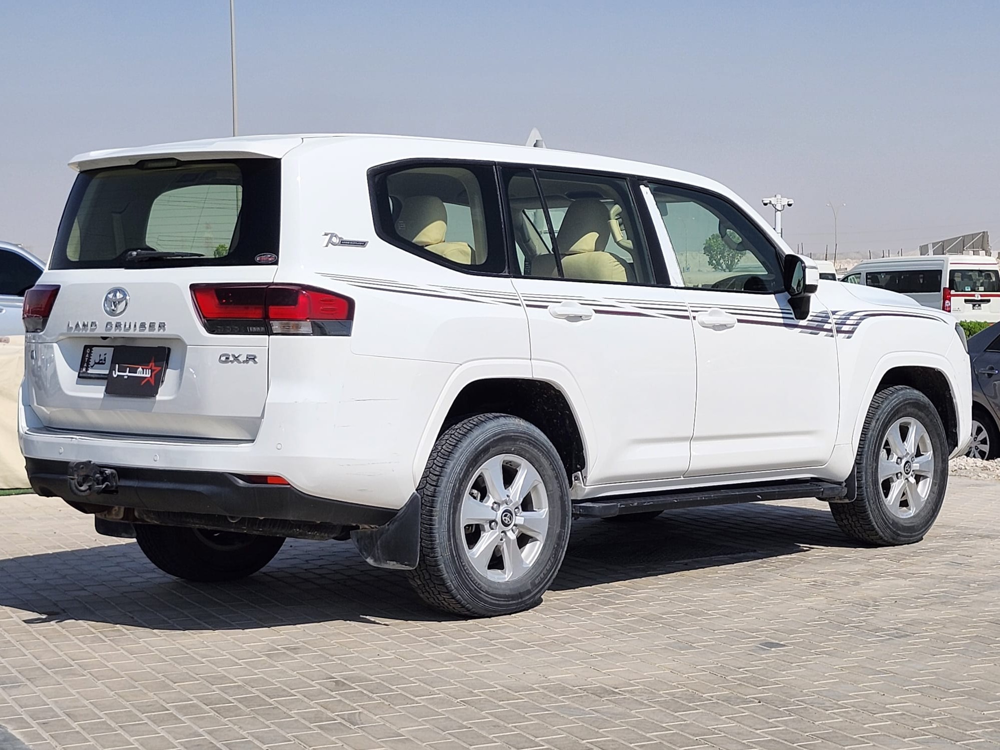 Toyota Land Cruiser GXR v6 2022 - Image 3