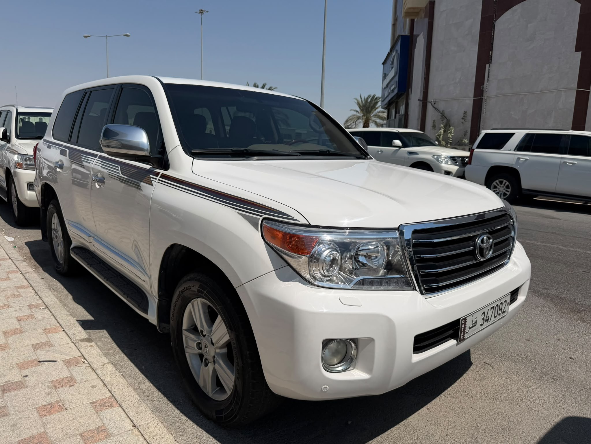 تويوتا لاند كروزر جي اكس ار v8 2014 - Image 1