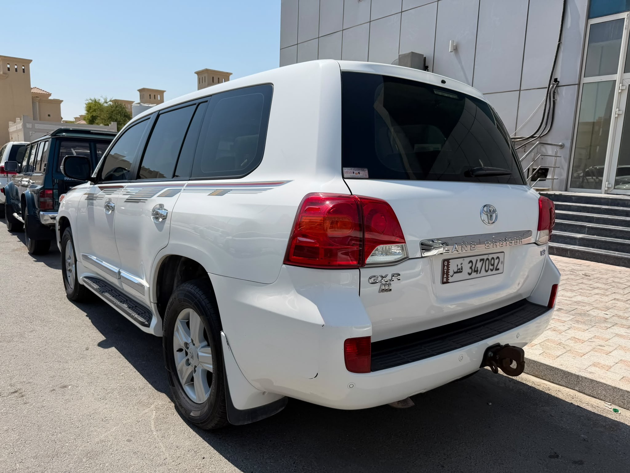 تويوتا لاند كروزر جي اكس ار v8 2014 - Image 4