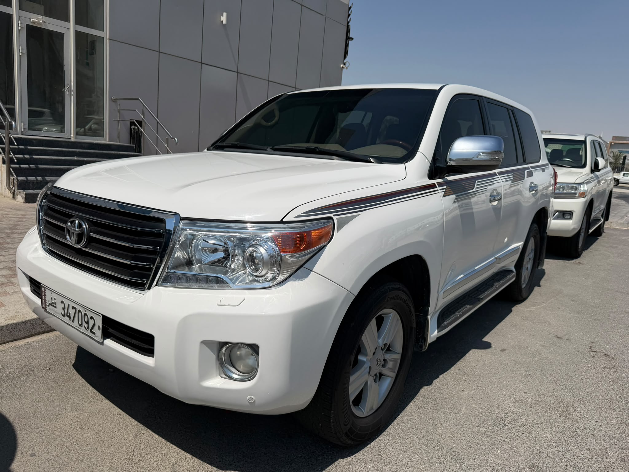 تويوتا لاند كروزر جي اكس ار v8 2014 - Image 2