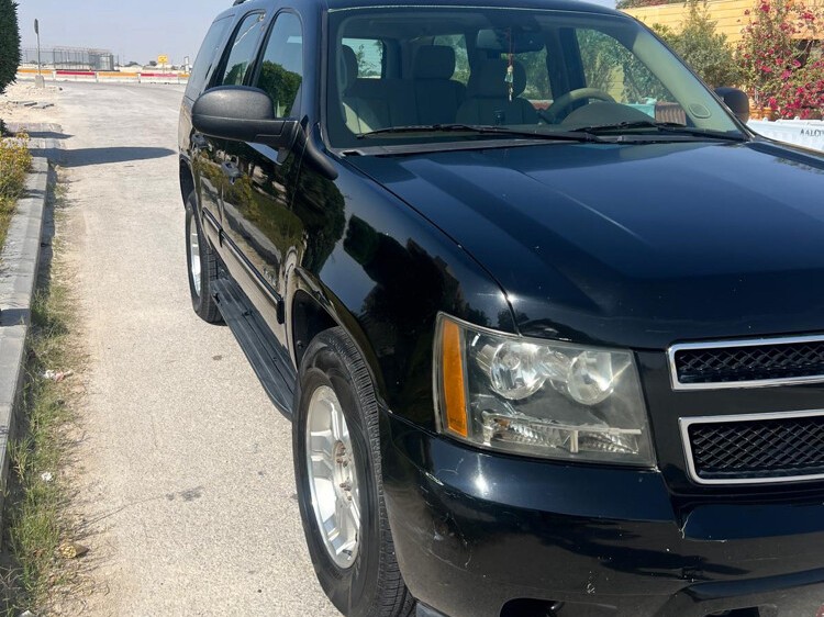 Chevrolet Tahoe LTZ 2011 - Image 2