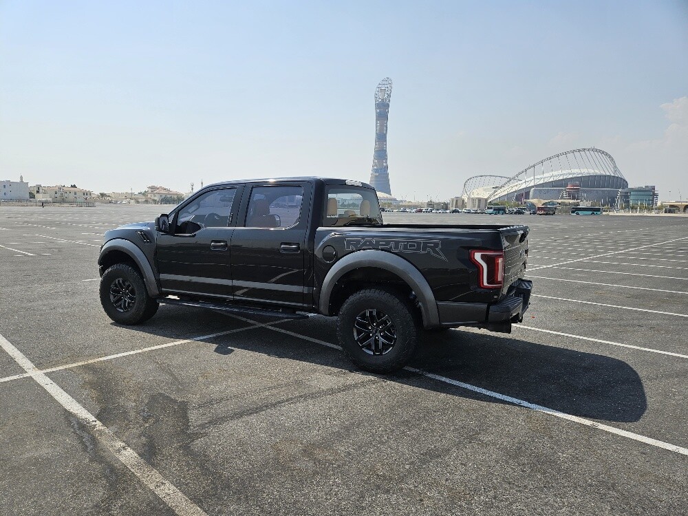 Ford Raptor SVT 2018 - Image 3
