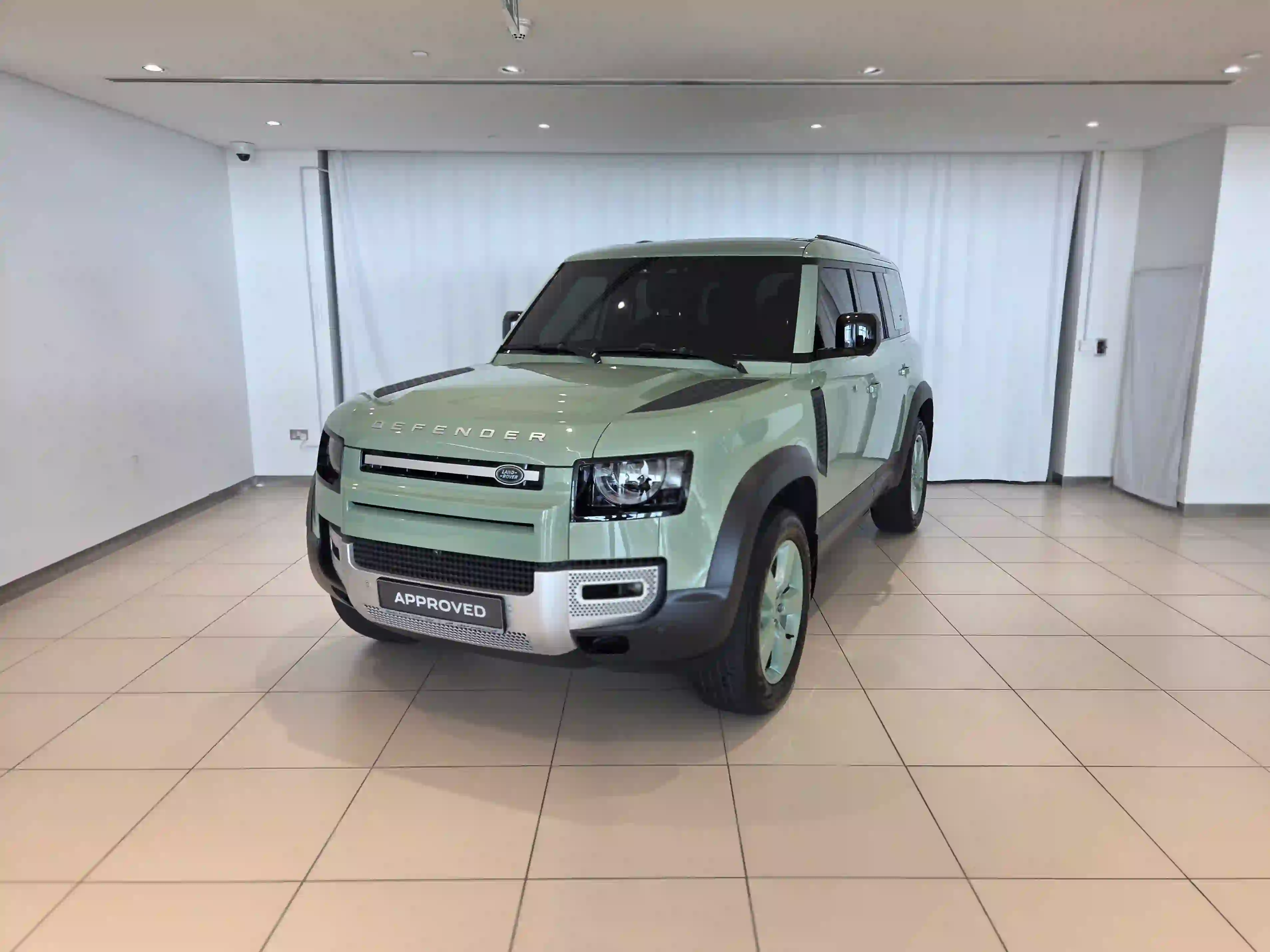 Land Rover Defender 75th Limited Edition 2023 - Image 1
