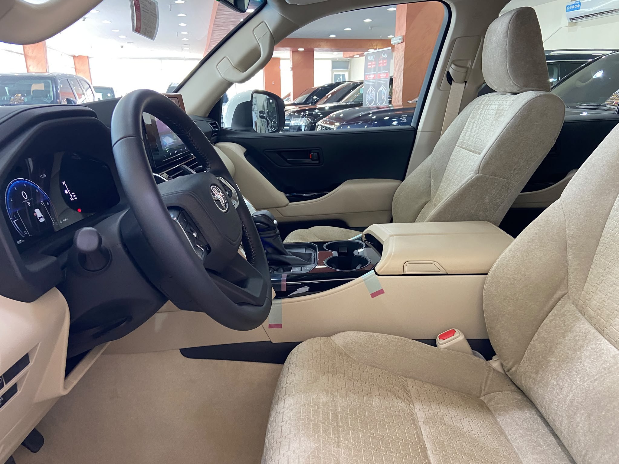 Toyota Land Cruiser GX.R 2026 - Image 3