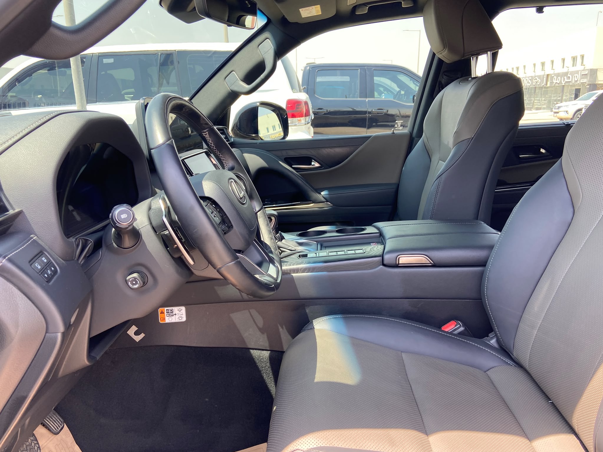 Lexus LX 600 2025 - Image 4