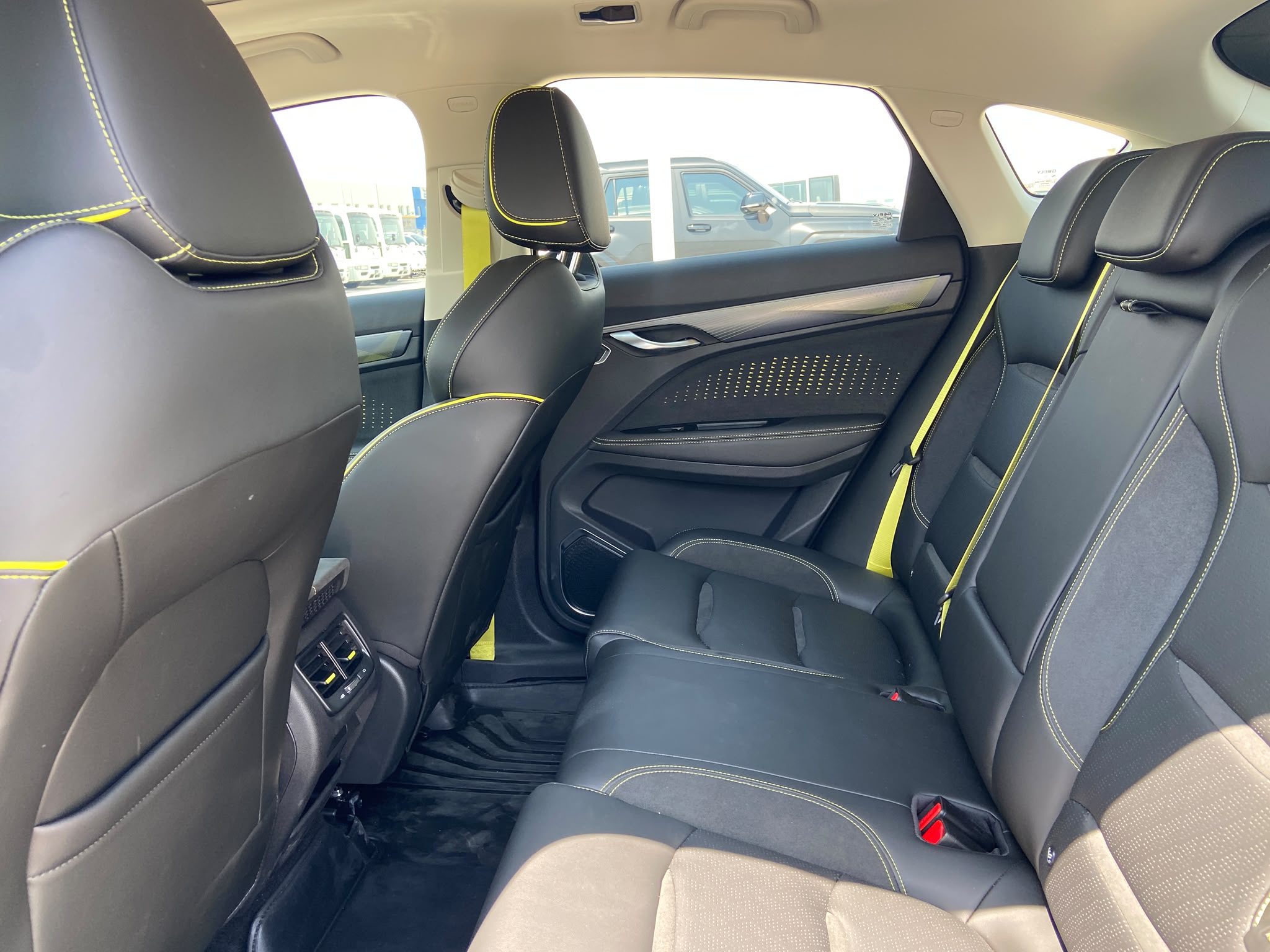 Geely  Tugella 2024 - Image 3