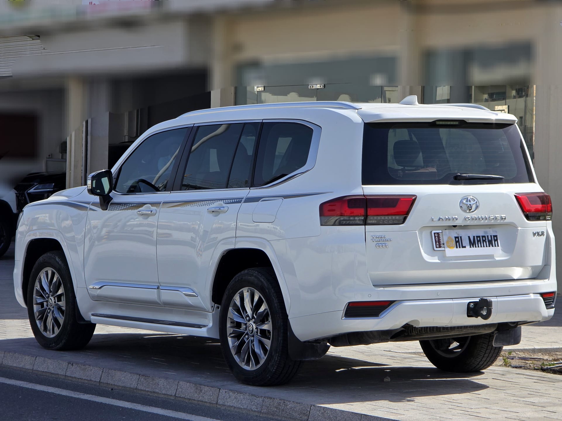 Toyota Land Cruiser VX Twin Turbo 2025 - Image 4