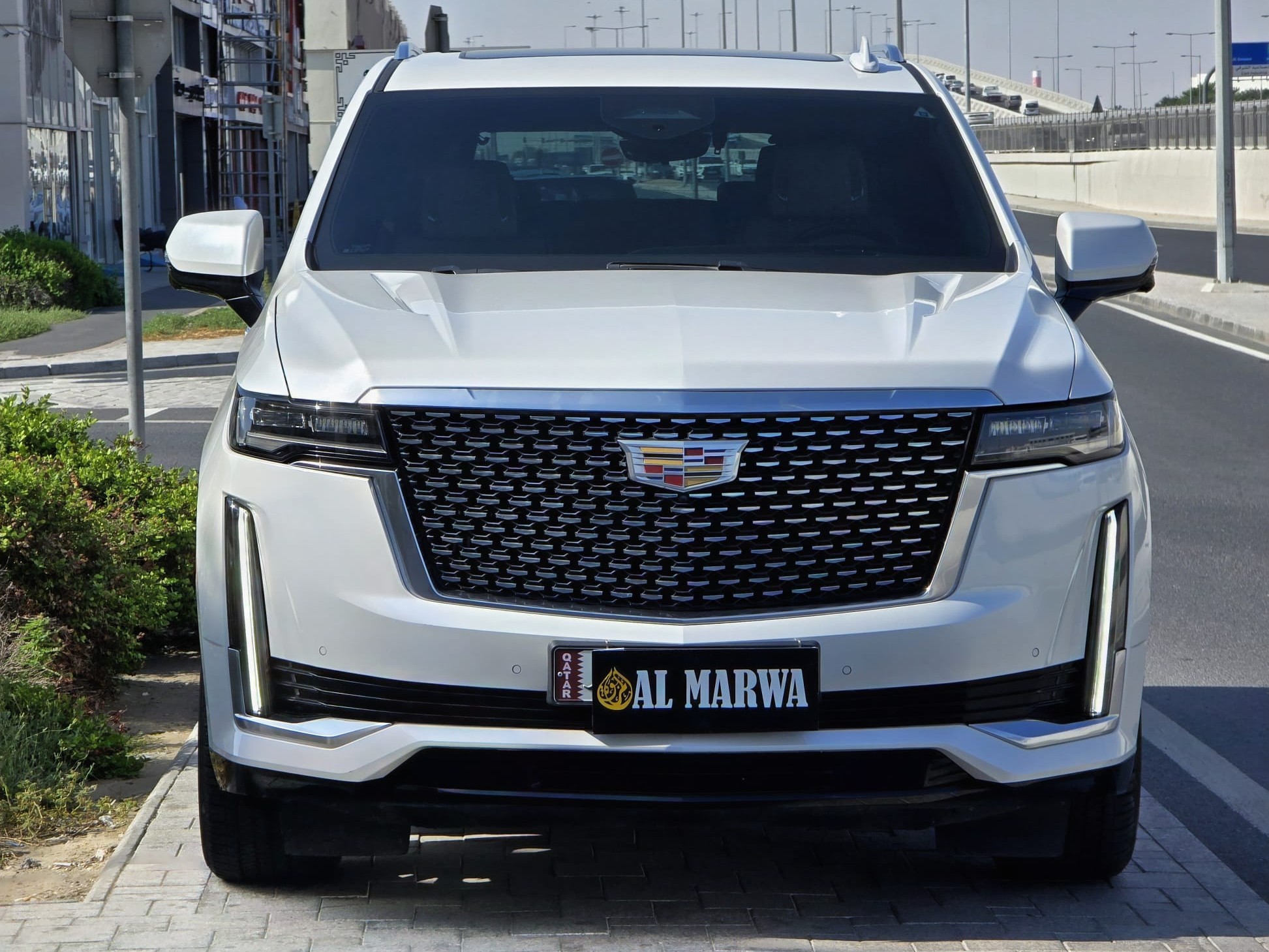 Cadillac Escalade  Esv premium luxury  2024 - Image 2