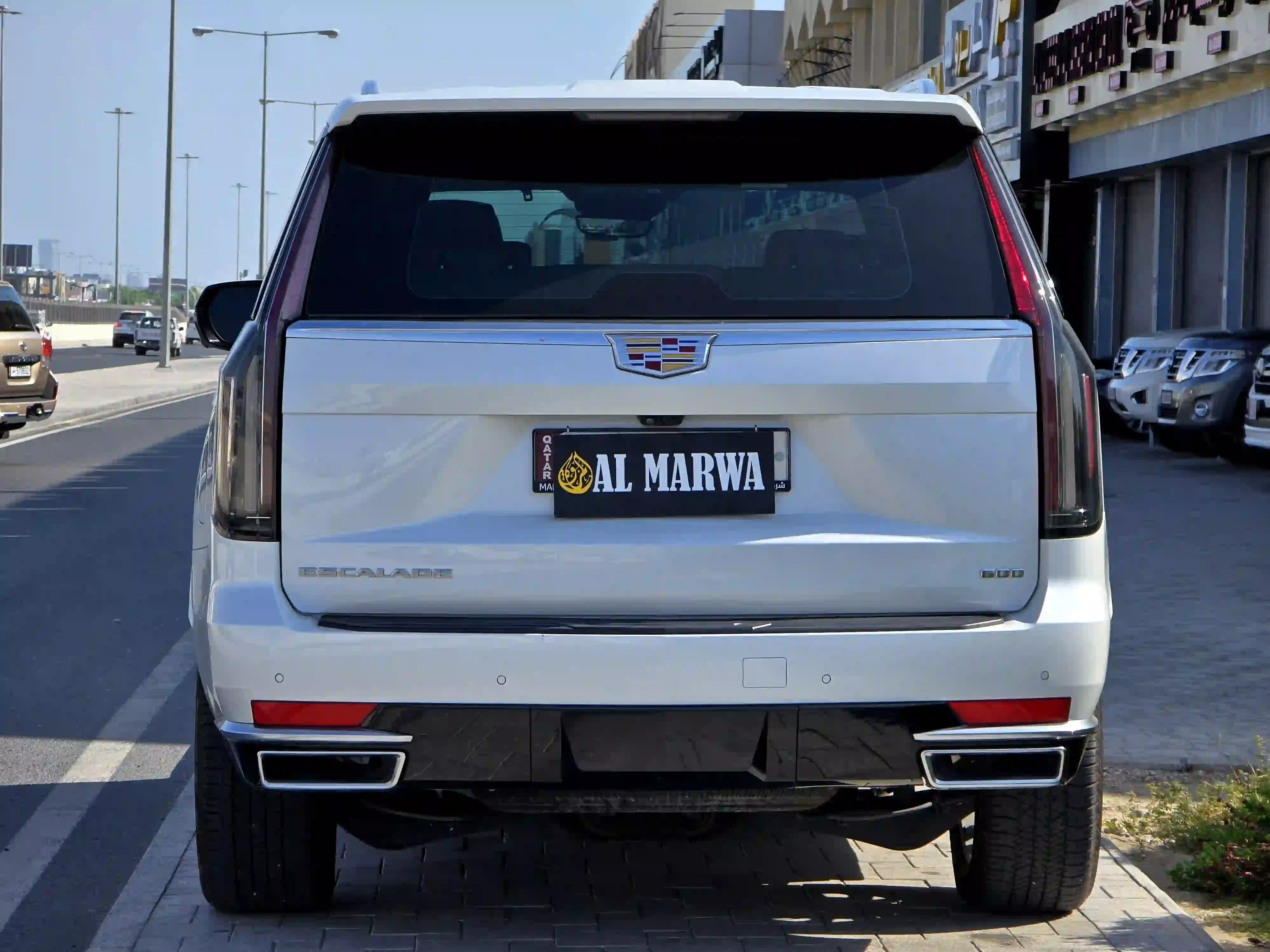 Cadillac Escalade  Esv premium luxury  2024 - Image 4