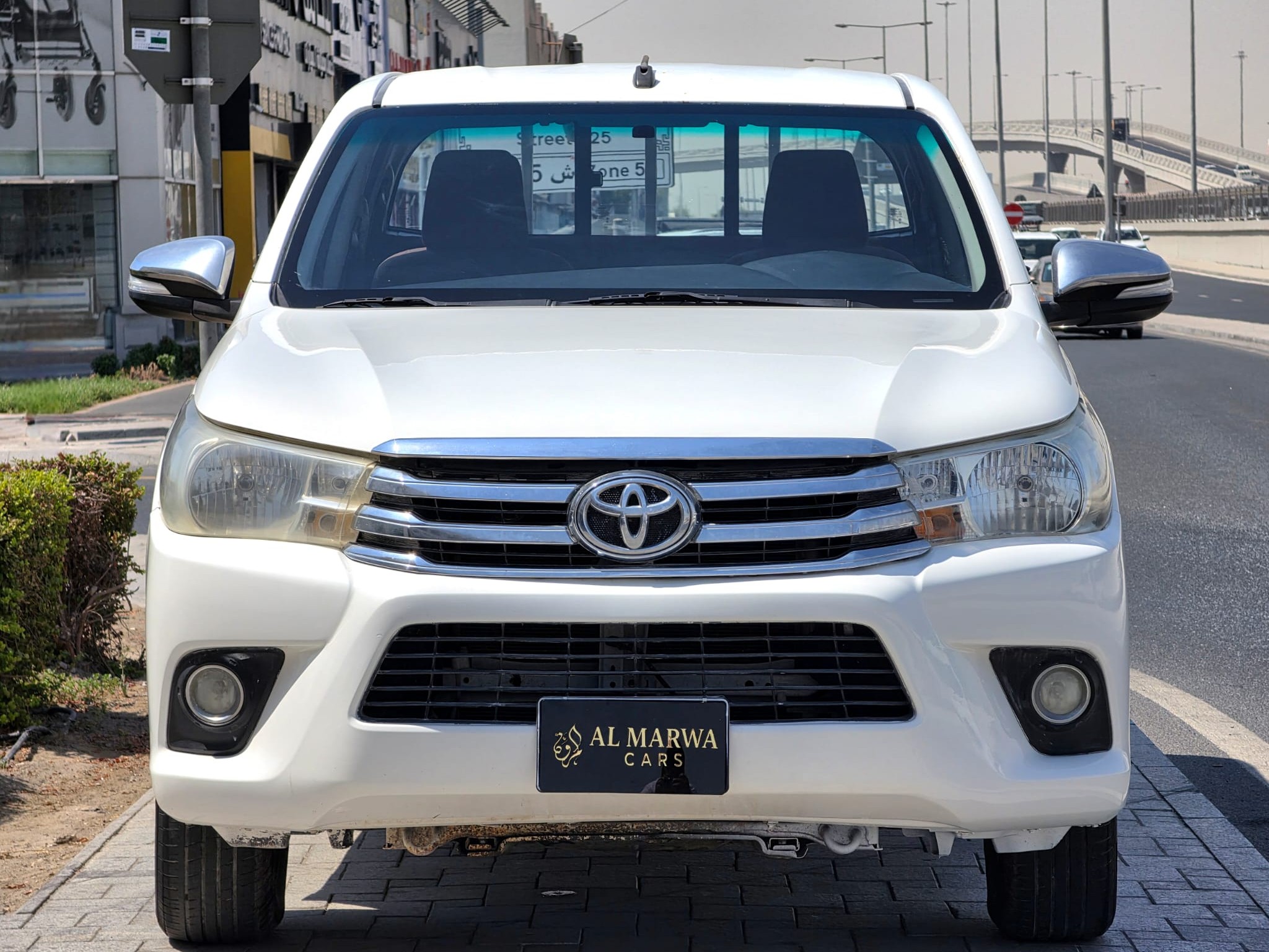 Toyota Hilux 2.7 2017 - Image 2