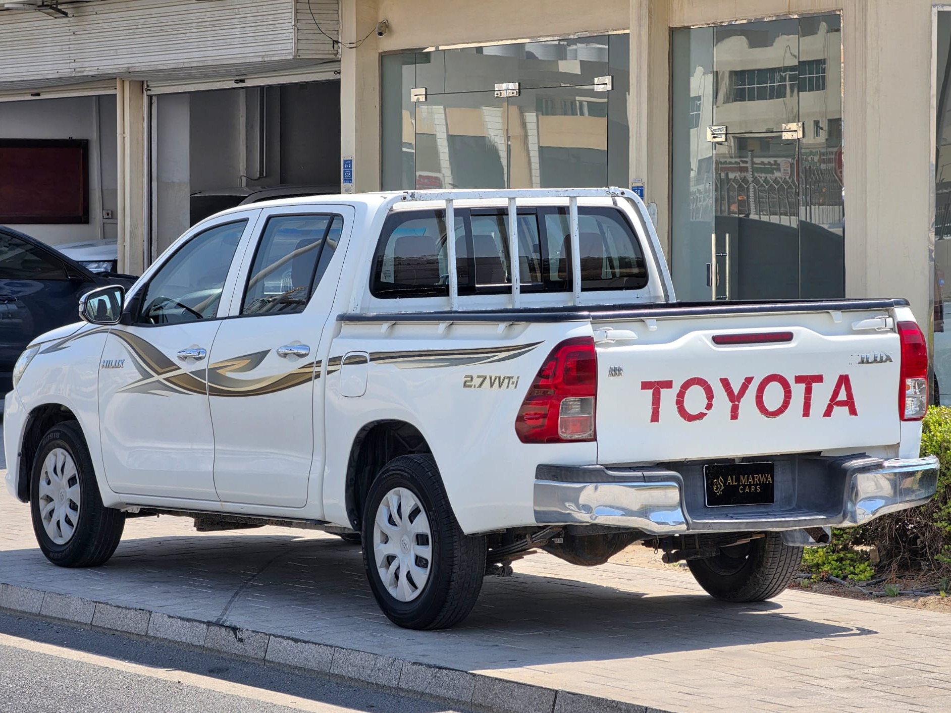 Toyota Hilux 2.7 2017 - Image 4