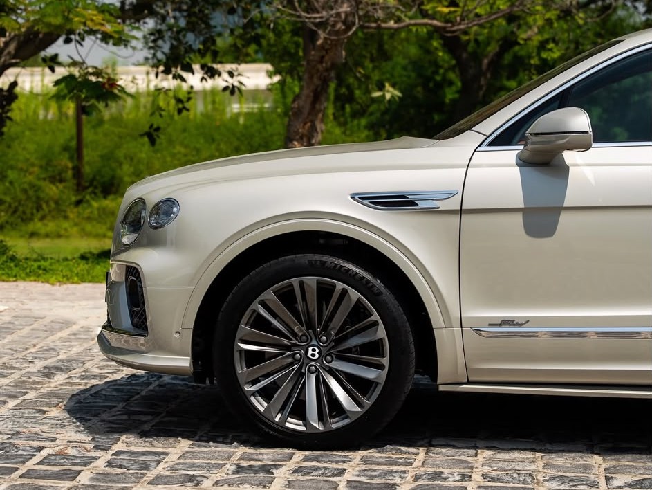 Bentley Bentayga SPEED 2021 - Image 3