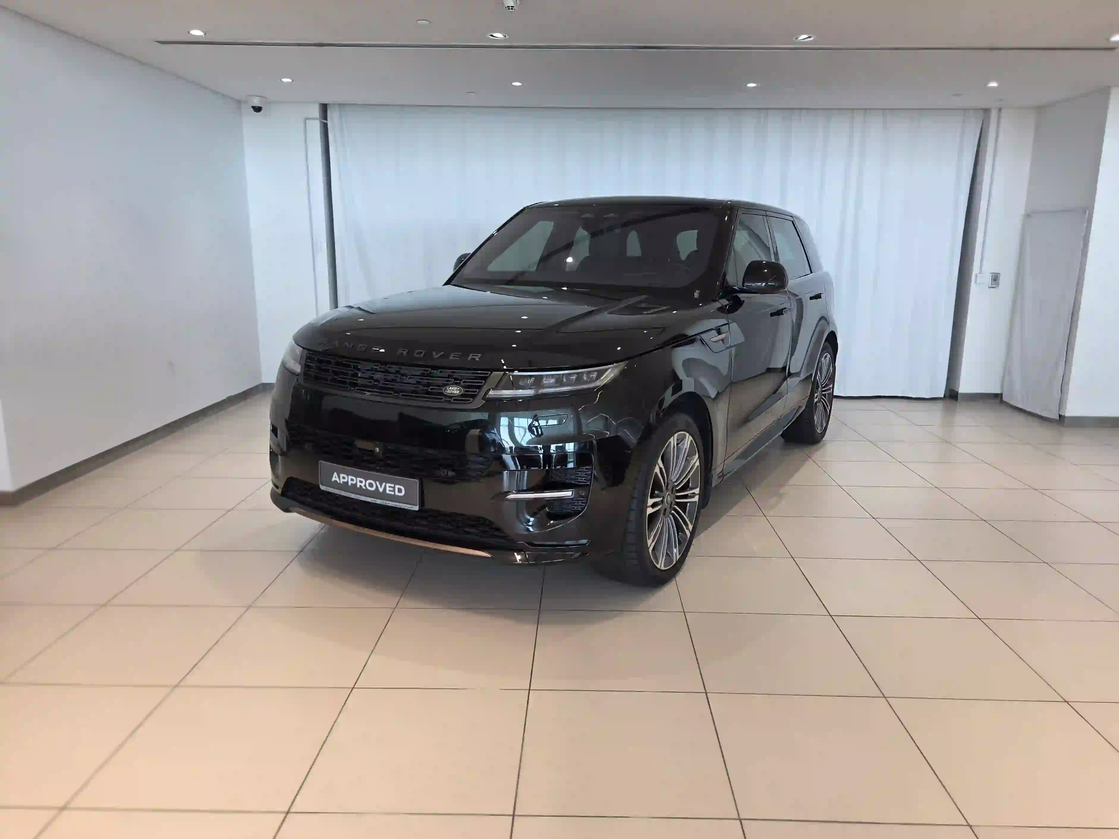 Land Rover Range Rover Sport 3.0i6 Dynamic HSE 2023 - Image 1