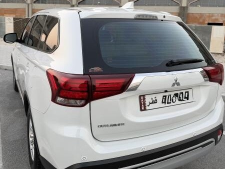 Mitsubishi Outlander 2022 - Image 3