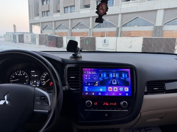 Mitsubishi Outlander 2022 - Image 4