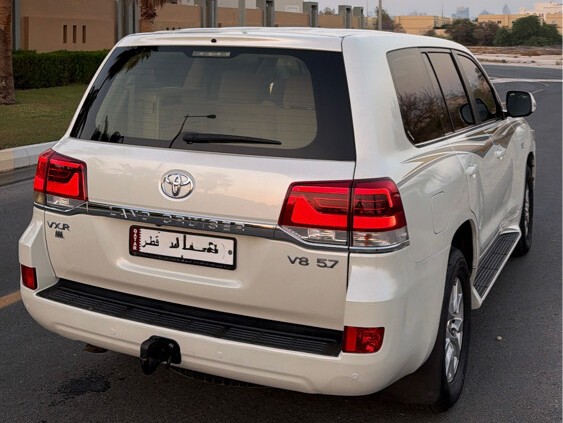 Toyota Land Cruiser VX.R 2016 - Image 4