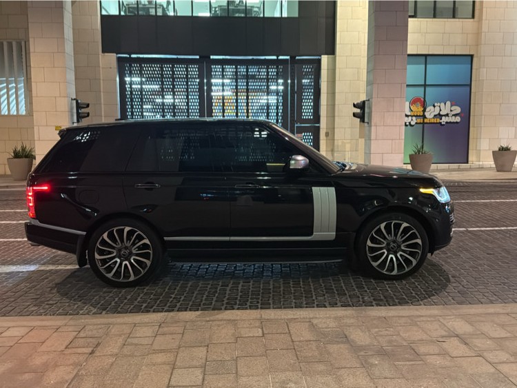 Land Rover Range Rover Vogue Autobiography 2015 - Image 4