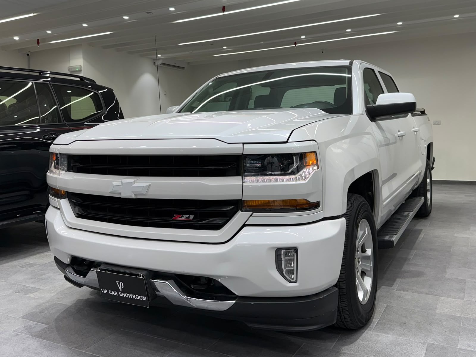 Chevrolet Silverado 2018 - Image 3