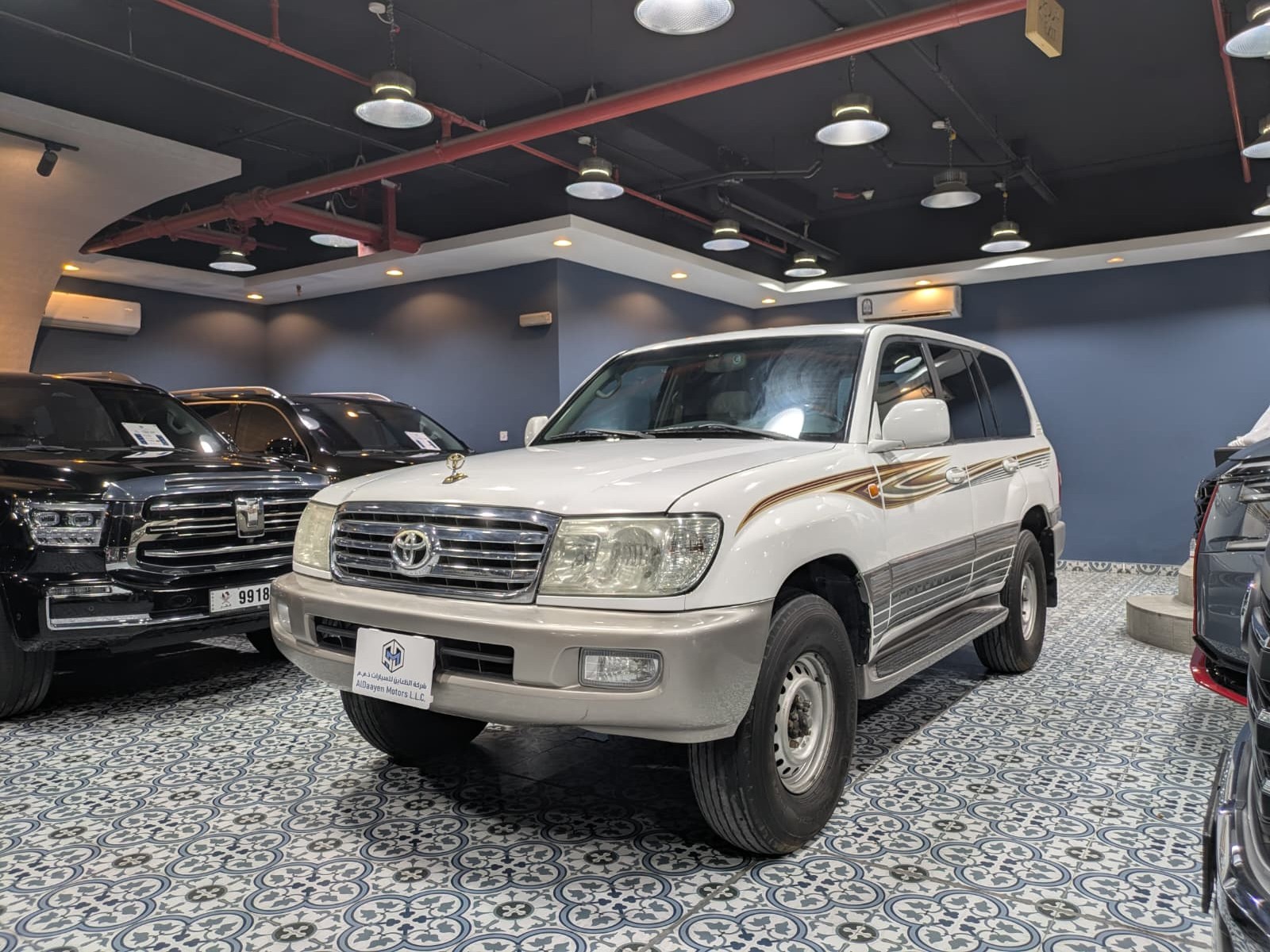 Toyota Land Cruiser GXR v6 2007 - Image 1