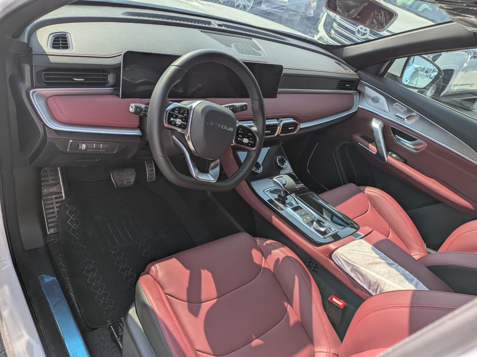 Jetour  X 70 plus  2026 - Image 4