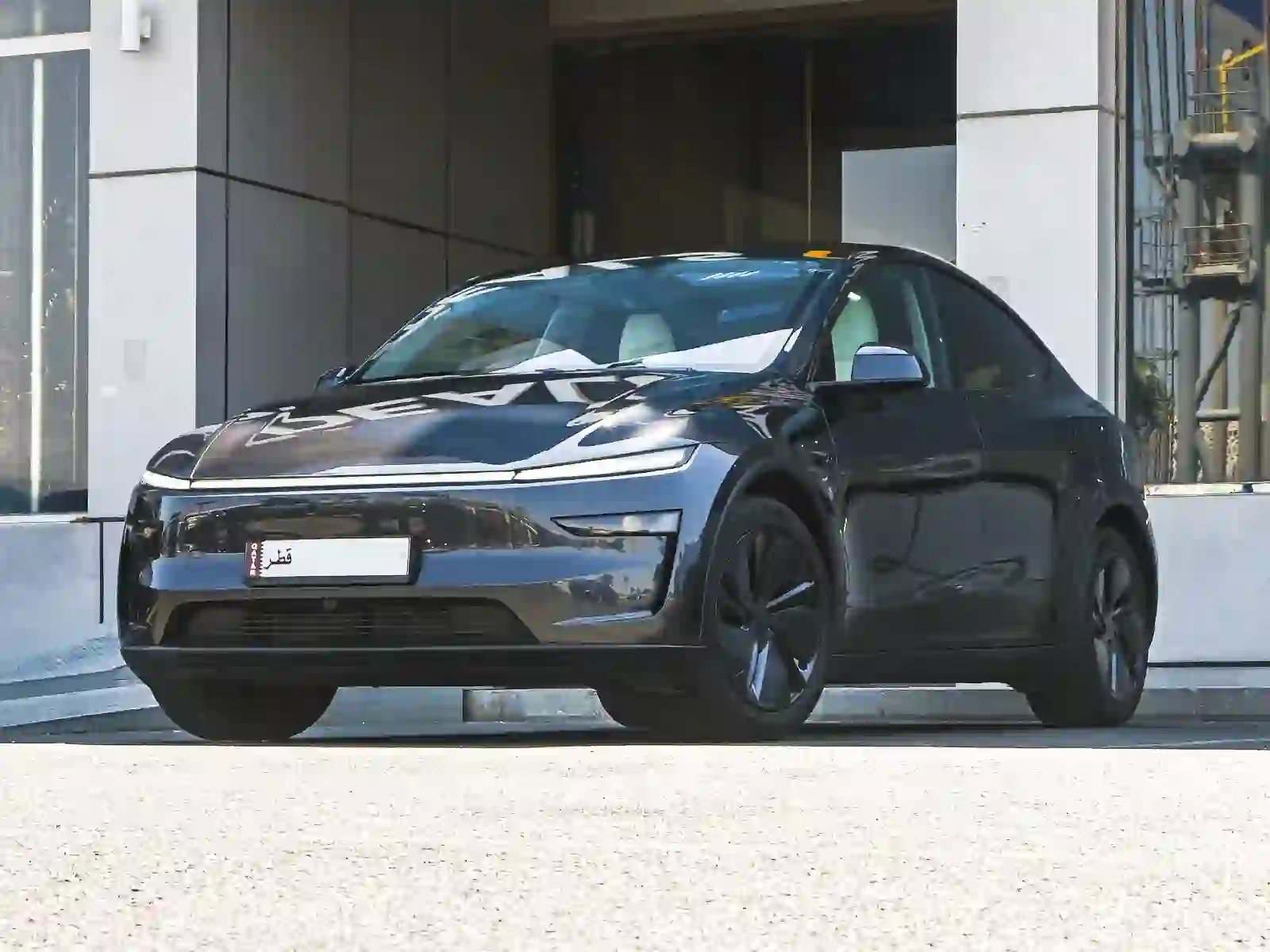 Tesla Model Y Long Range 2025 - Image 3