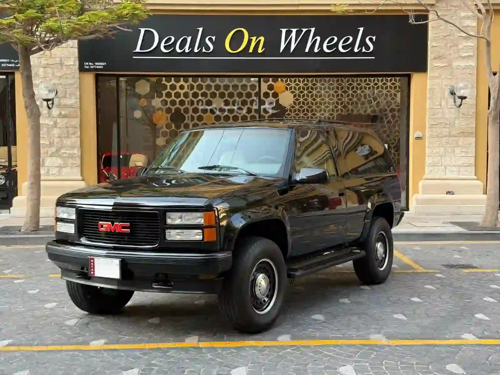 GMC Yukon SLE 1994 - Image 1